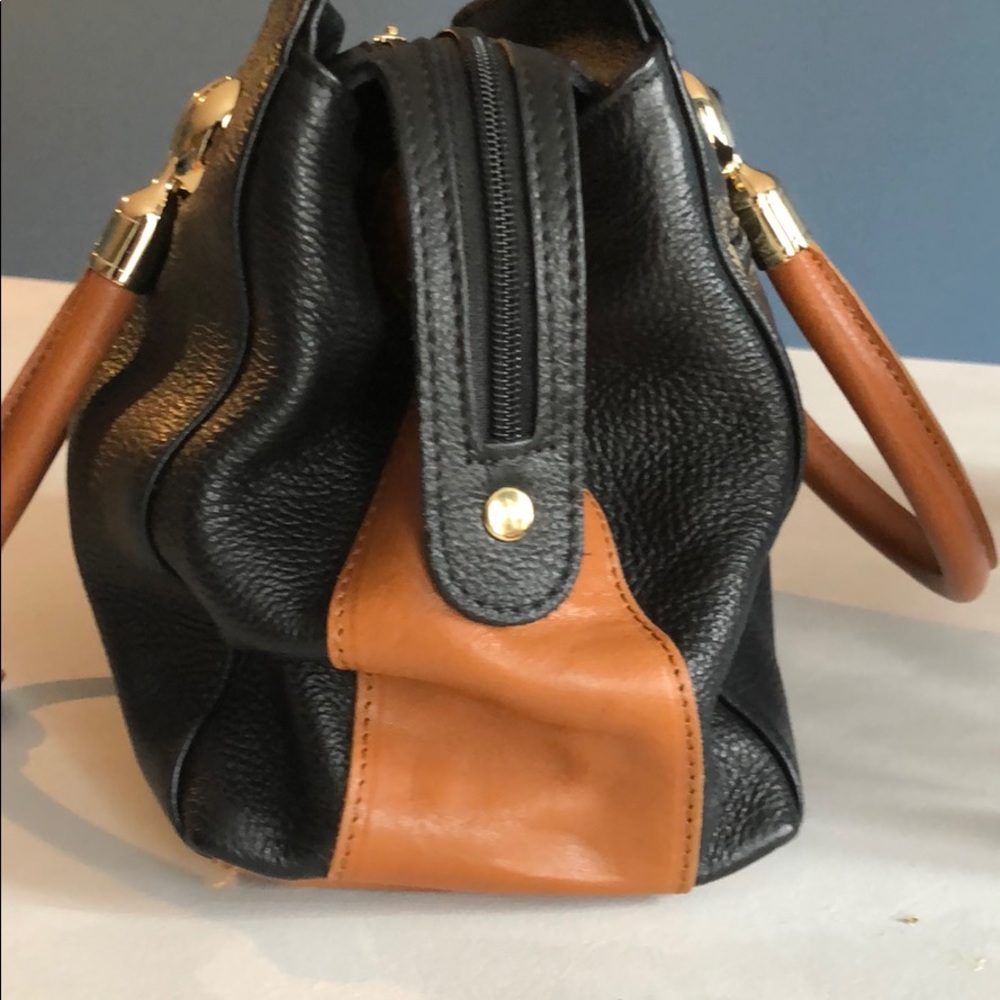 Valentina Italia Leather Handbag - Picture 2 of 8